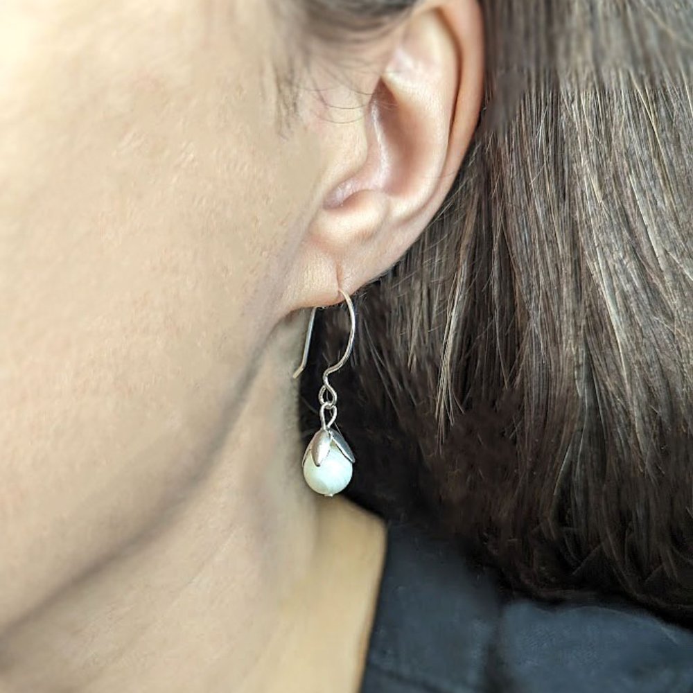 Foral Sterling Silver Filled Mother of Pearl Shell Beaded Drop Earrings